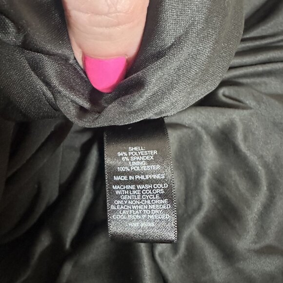 Express Black Knee Length Dress With Ruching, V-Neck,‎ Side Zipper, Stretch - Picture 7 of 10